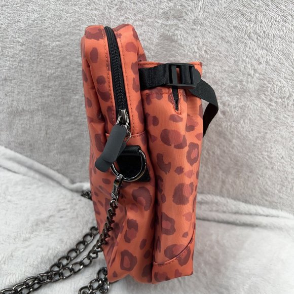 Camp Gladiator Crossbody Water Bottle Sling Carrier with Chain Strap - Picture 4 of 13